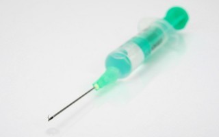 syringe-1573024_960_720 spritze pixabay com WerbeFabrik cco public domain.jpg