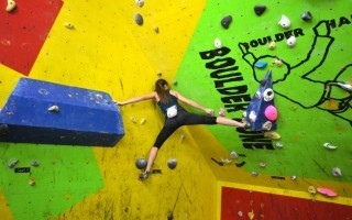 Beim Bouldern (4komp).jpg