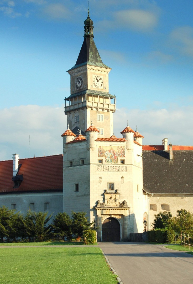 schloss_wallsee_gross.JPG