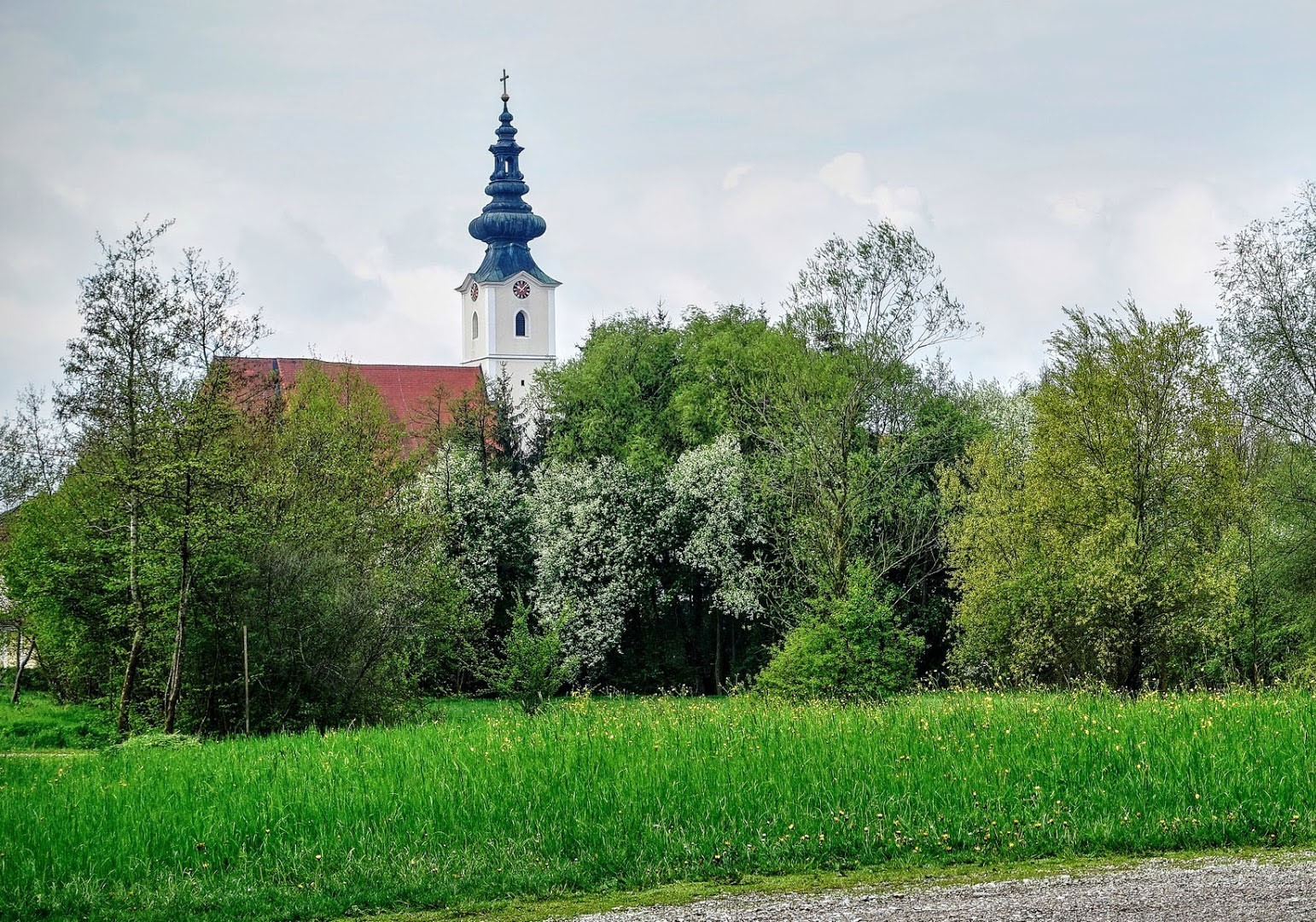 Kirche Aschbach_1.jpg