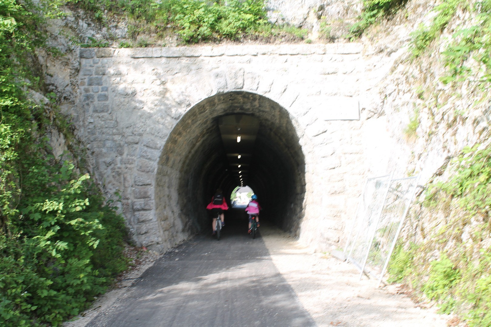 Tunnel