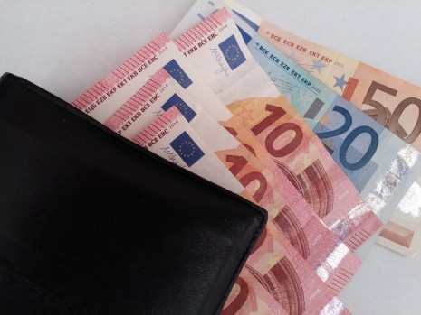 money-1339295_1920