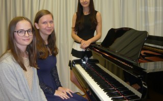 Kathrin Seirlehner, Tamara Hirner, Julia Sitter BA MA.JPG