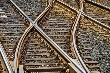 gleis pixabay rails-3309912_1920
