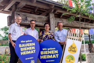 Pressefoto Strasser Georg Moststraße.jpg