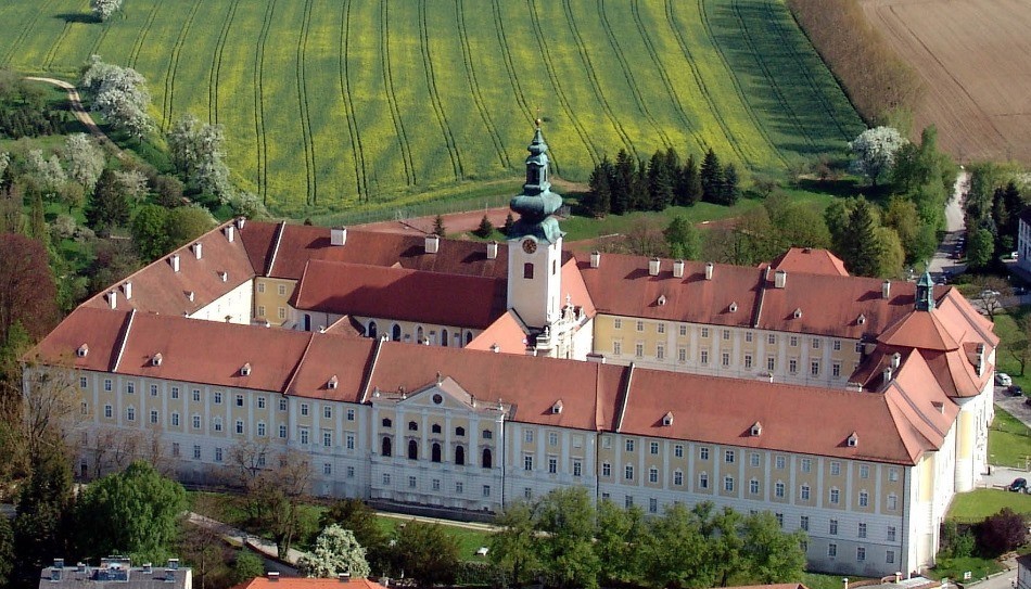 Luftaufnahme Stift Seitenstetten; Fotokredit: Gemeinde Seitenstetten