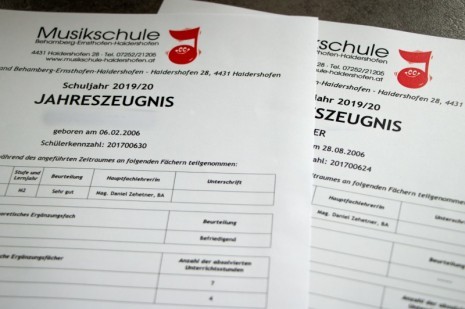 Zeugnis-Bearbeitet