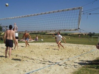 Beachvolleyballplatz skaliert