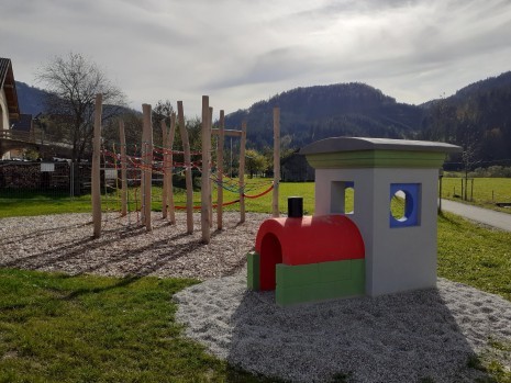 Spielplatz 1.jpg