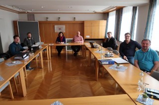 Besprechung mit Fa. Held & Franke bezügl. Baustart für LWL-Verlegung (2).JPG
