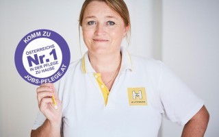 Mitarbeiterin_KommZurNr1.jpg
