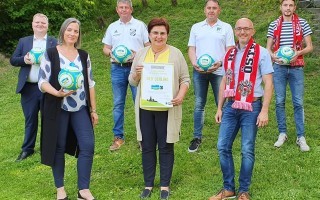 Foto - Fairtrade und Fussball verbindet in Oed-Oehling.jpg