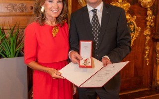 BK a.D. Dr. Brigitte Bierlein, Intendant Michael Garschall, Foto Andreas Tischler.jpg