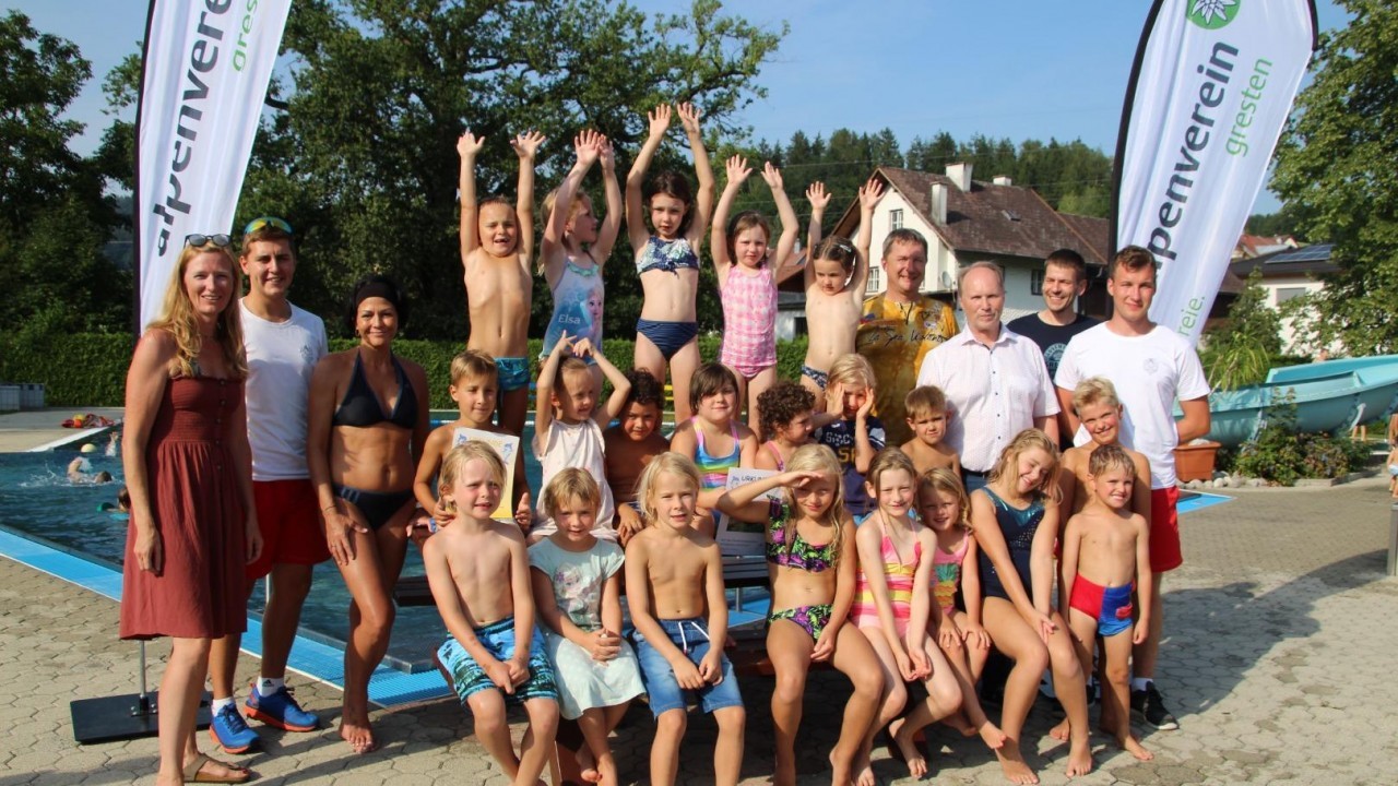 Ferienspiel alpenverein schwimmkurs-02.jpg