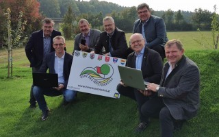 Die sieben Bürgermeister der Kleinregion Herz des Mostviertels freuen sich über die neue Website