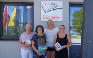 Büchereiteam 2020.jpg