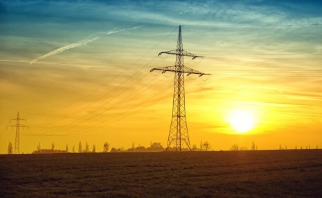 strom pixabay power-lines-g68671baa1_1280