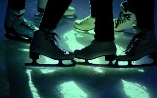ice-disco-gb342527e5_1920.jpg