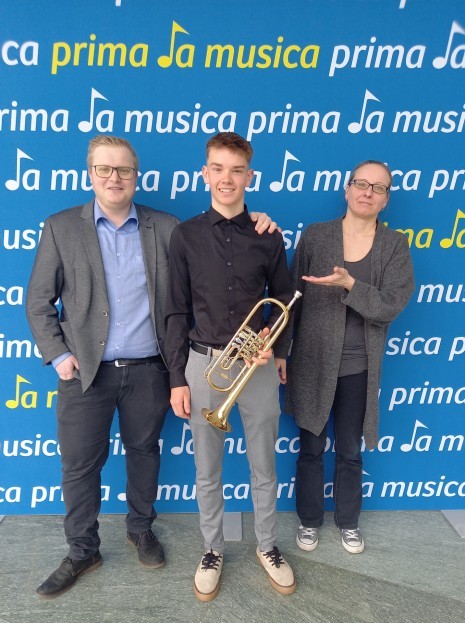 Jonas Gassner AG III 3. Preis_mit Leonhard Aichberger und Gerlinde Moser-Fritz