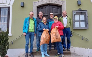 Müllsammeln 2023 Dorferneuerung Krenstetten.jpg