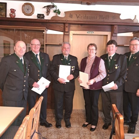 v.l.n.r. Kurt Huber,Stolz Gerhard, Pfaffeneder Franz, Sturl Stefanie, Leitner Johann, Bgm Freidrich Pallinger