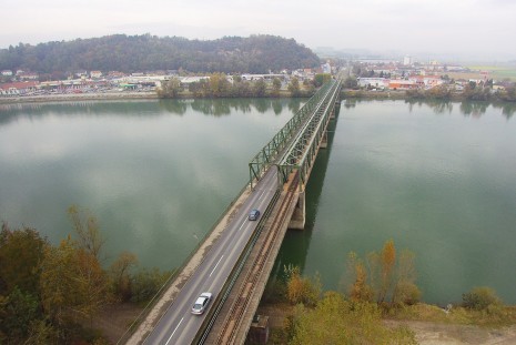 Donaubrücke.jpg