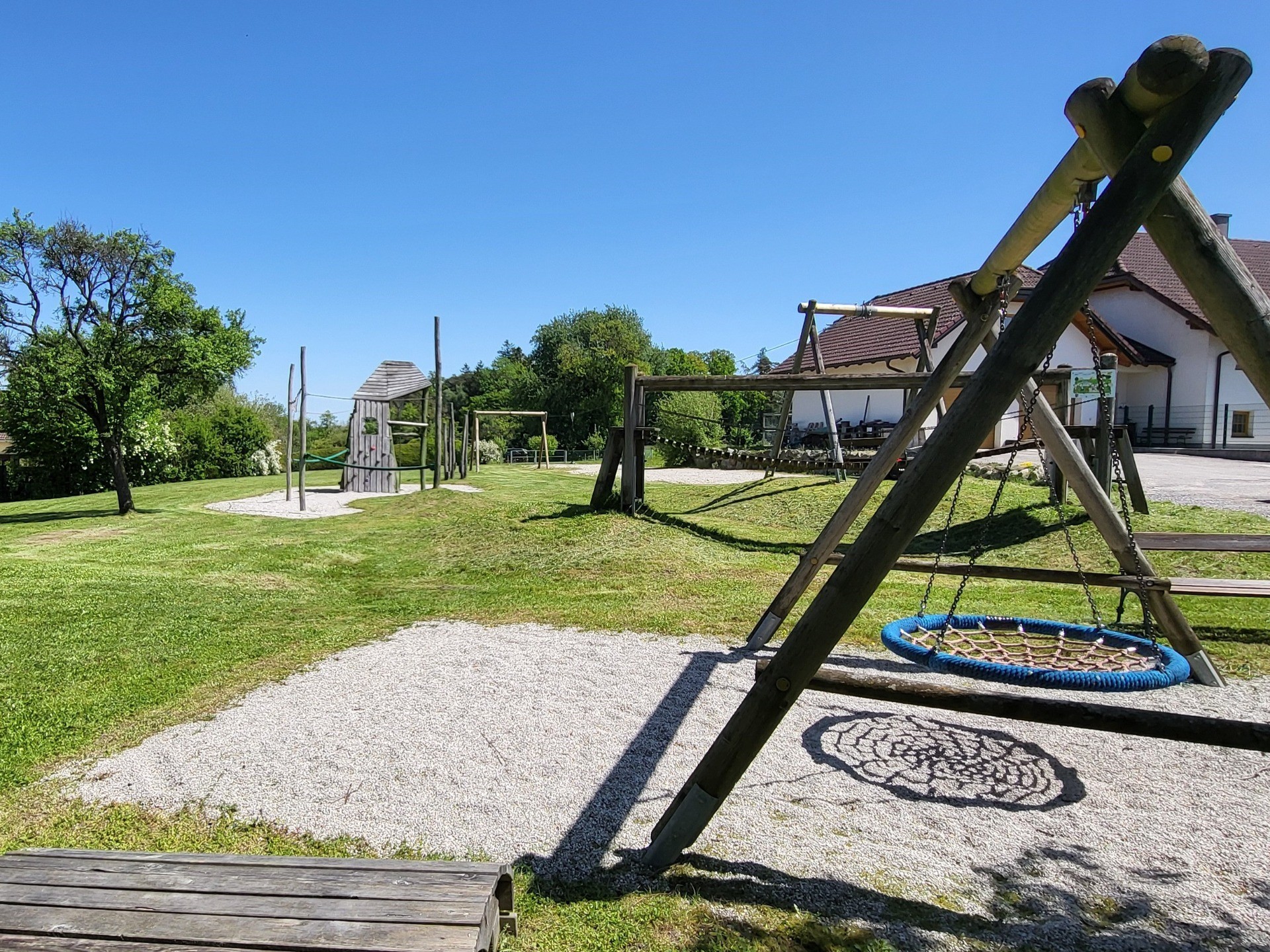 Spielplatz Ludwigsdorf.jpg