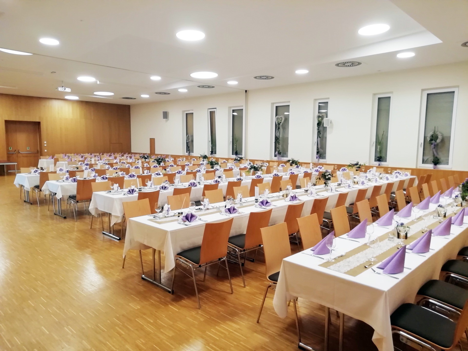Saal_groß_2