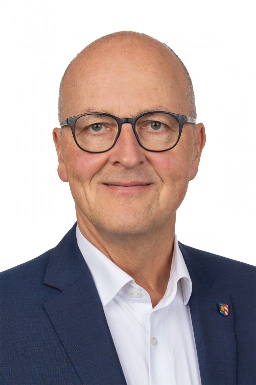 42819546_Wolfgang Zeiner