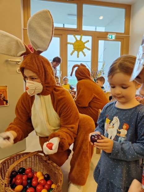 Kiga_orange_grün_2.jpg