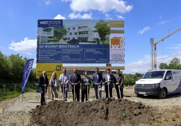 WETgruppe Spatenstich Weistrach.jpg