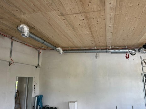 2025_KW21_Innenausbau_Lüftung_Neubau2.jpg