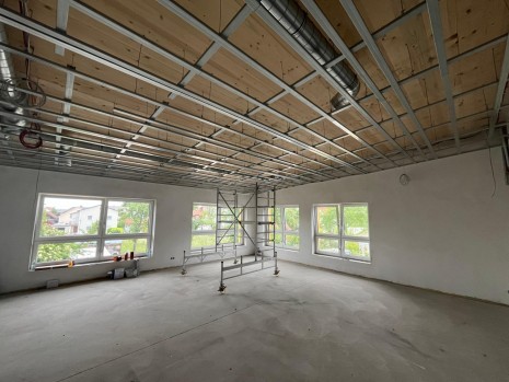 2025_KW21_Innenausbau_Deckenabhängung_Neubau6.jpg