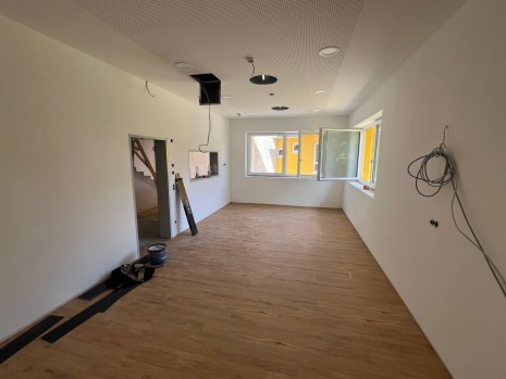 2025-KW 24_Verlegung Fussboden.jpg