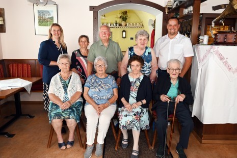 Gruppenfoto.jpg