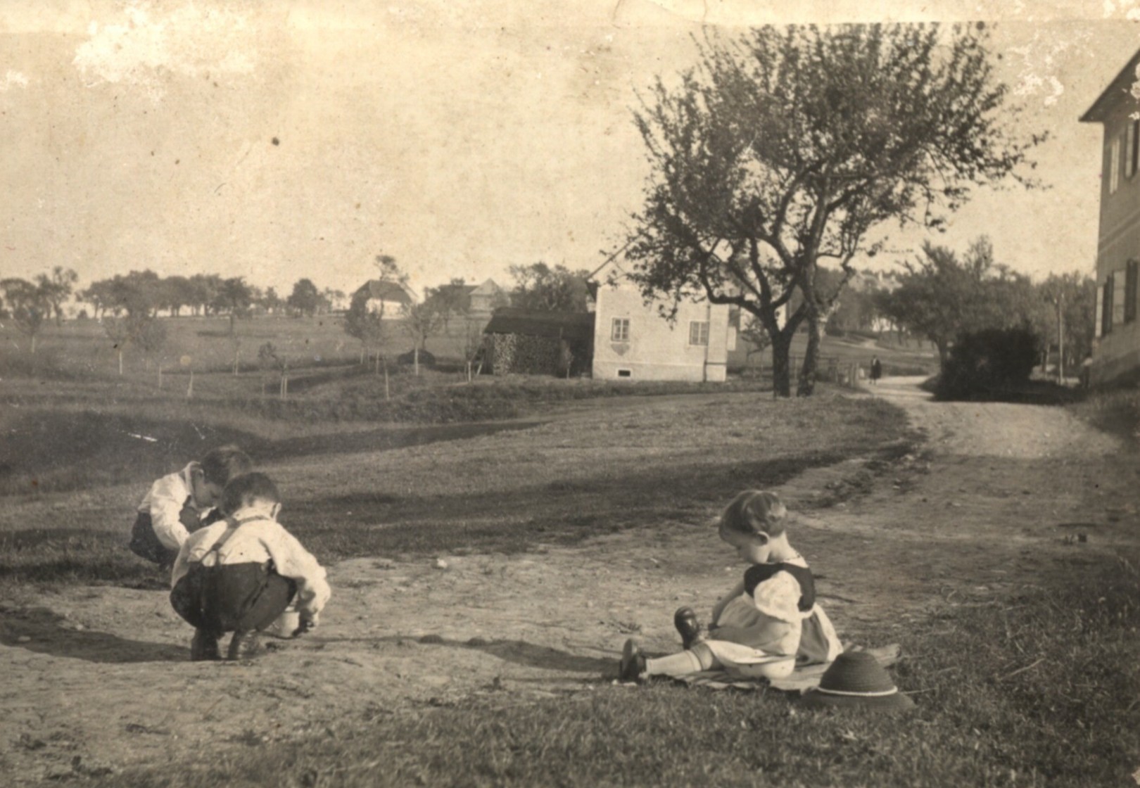 Spielen_Schedlstrasse_1941.JPG