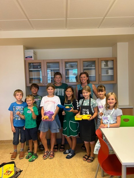 Kinderkochkurs_Burger-Time_2025-08 (2).jpg