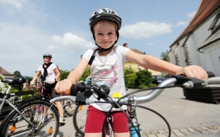 Radeln_Kids_(c)weinfranz.at.jpg