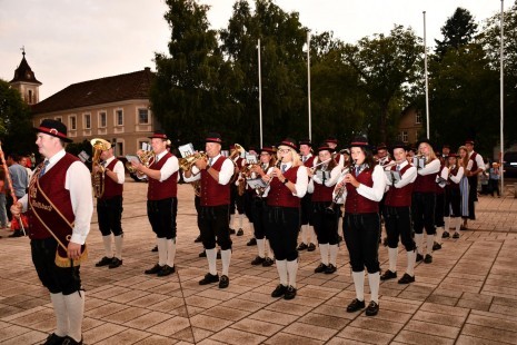 Bild 2.JPG