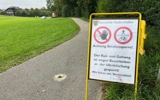 Straßensperre Rad Gehweg Samendorf.jpg