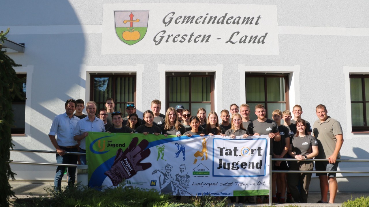Projektübergabe am Gemeindeamt .JPG