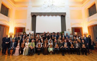 Pressefoto-2--Moststraße-Regionsgala-alle Partner.jpg