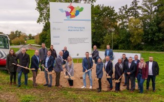 Kilb Spatenstich für 500 Kilometer Gasfaser Kilb_EF60989.jpg