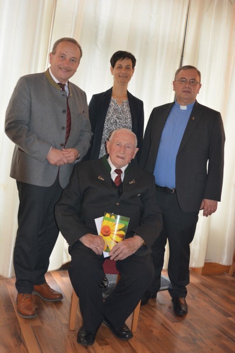 11 21 Oberndorf Jubilare Teufl (1).JPG