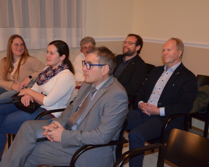 Zuschauer GR sitzung Fotocredit_Claudia Christ (3).JPG