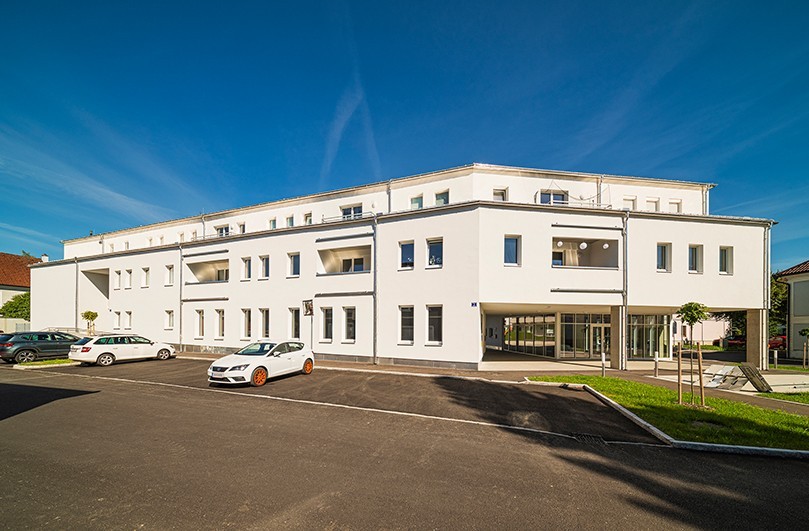 Außenannsicht Top 30.jpg