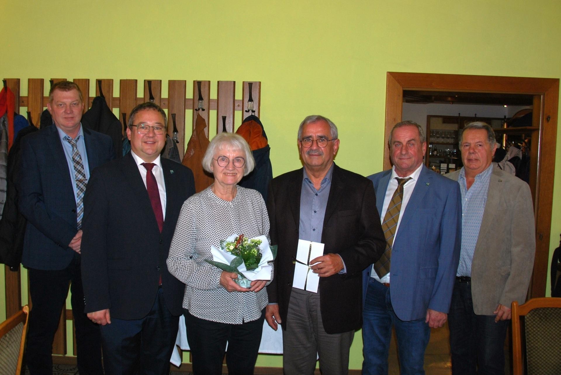 Mikolasch Gertrude u. Karl