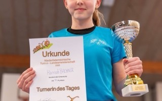 Hannah Bachner_Turnerin des Tages.jpg