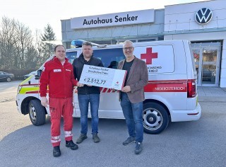 2026-03-05_Spendenübergabe_Autohaus_Senker_WY.jpg