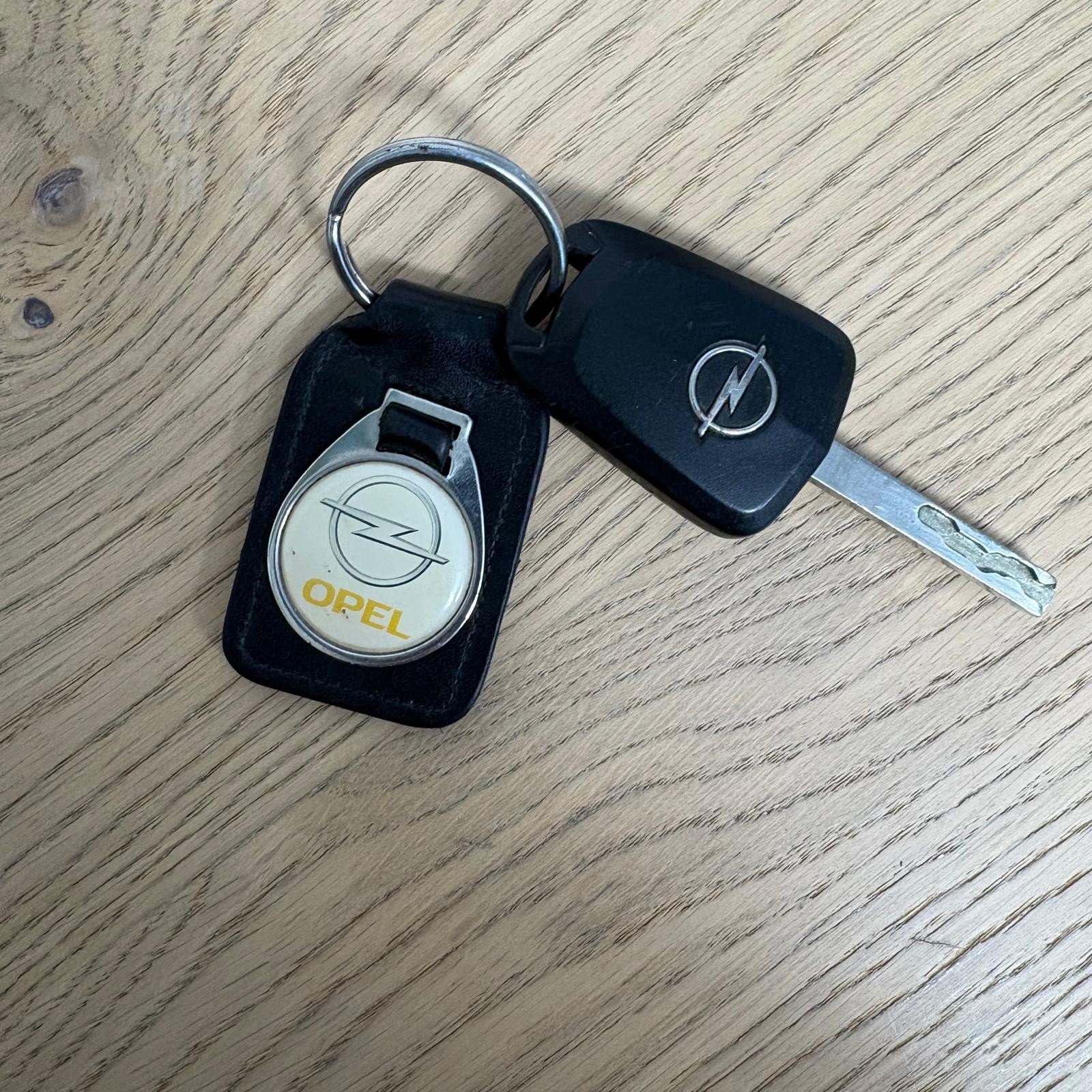 Autoschlüssel - Opel_Bachstraße gefunden